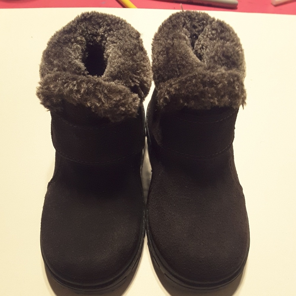 BRAND NEW Girl Furry trimmed Brown Boots